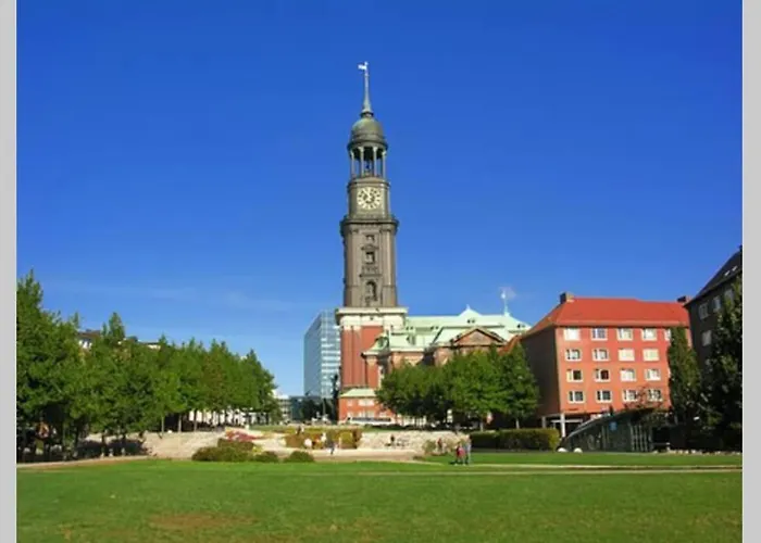 Schoene Ruhige Zentral Gelegen! Appartement *